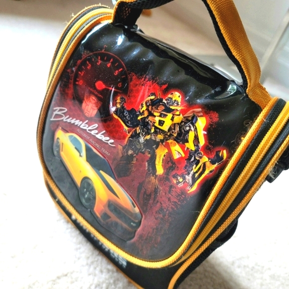 Transformers Bubblebee Dark of the Moon Lunch Box - Picture 2 of 15